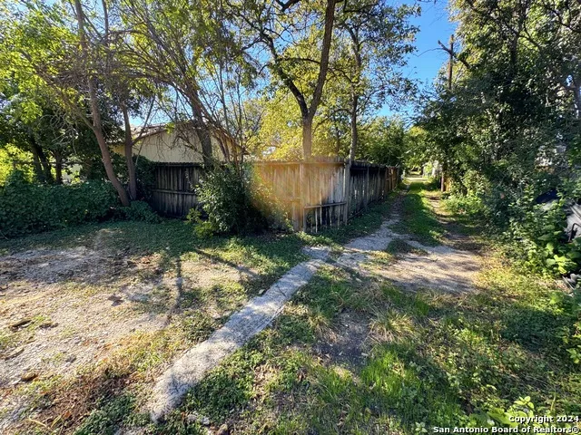 211 Preston San Antonio, TX 78210