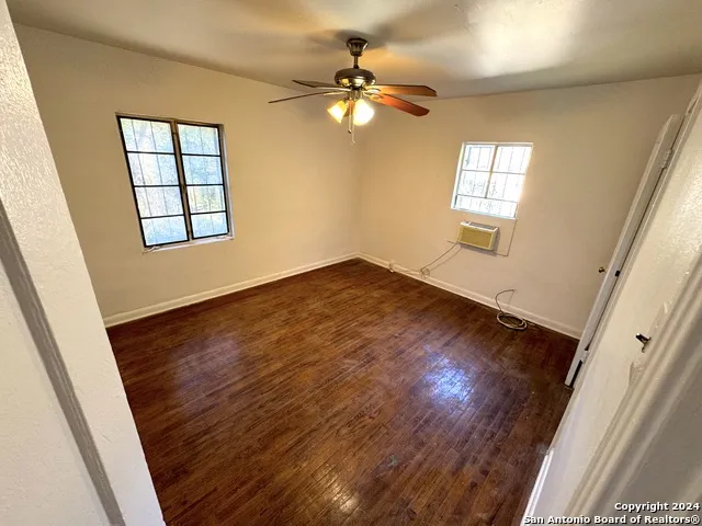 211 Preston San Antonio, TX 78210