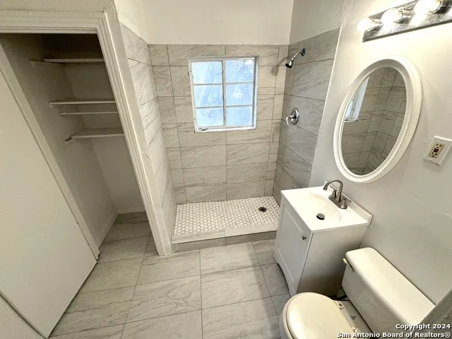 211 Preston San Antonio, TX 78210