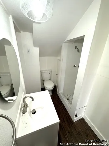 211 Preston San Antonio, TX 78210