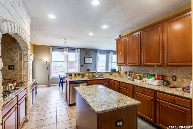25703 Fan Flower San Antonio, TX 78261
