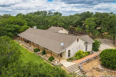 118 RE RANCH RD