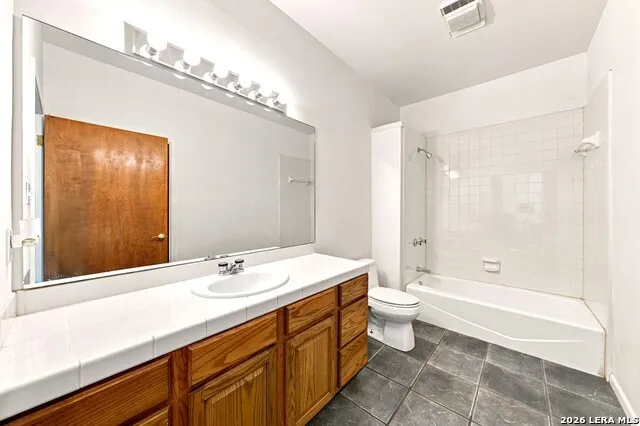 118 RE RANCH RD Kerrville, TX 78028