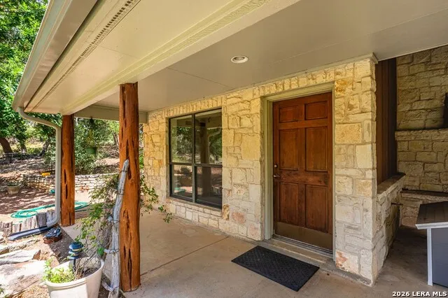118 RE RANCH RD Kerrville, TX 78028