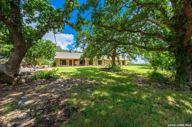 118 RE RANCH RD Kerrville, TX 78028
