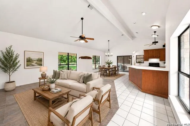 118 RE RANCH RD Kerrville, TX 78028