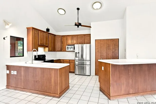 118 RE RANCH RD Kerrville, TX 78028