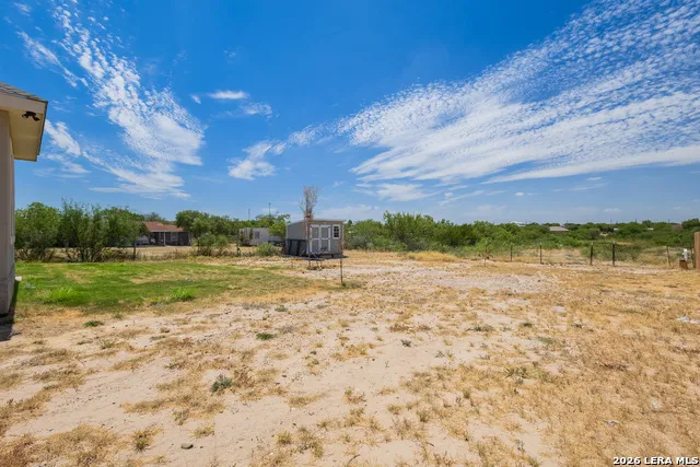 3853 WHITE TAIL DR Eagle Pass, TX 78852