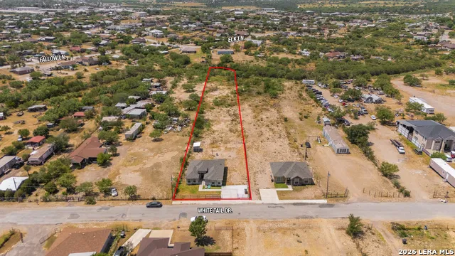 3853 WHITE TAIL DR Eagle Pass, TX 78852