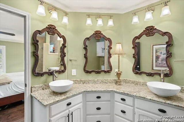 29715 Windchime Hill Fair Oaks Ranch, TX 78015
