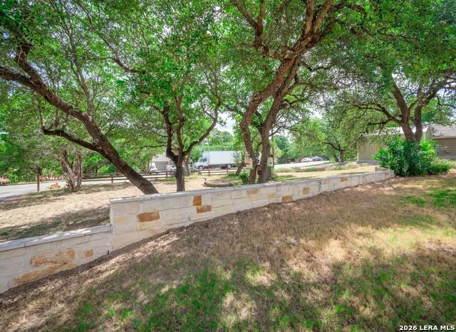 646 Appaloosa Dr Fischer, TX 78623