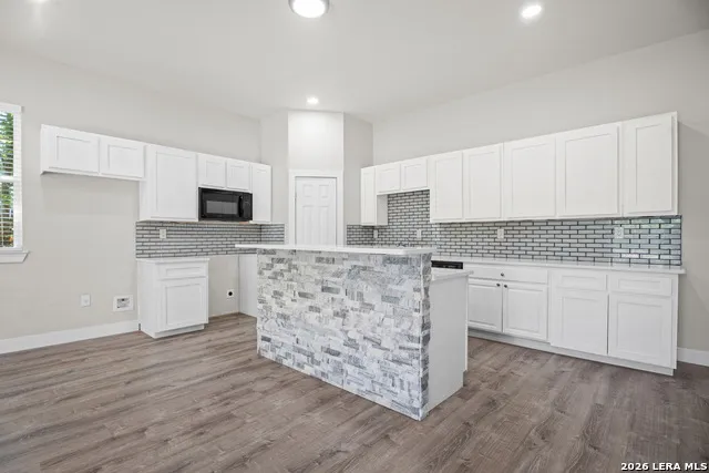 222 Rasa San Antonio, TX 78227