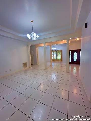 508 Lagunillas Charlotte, TX 78011