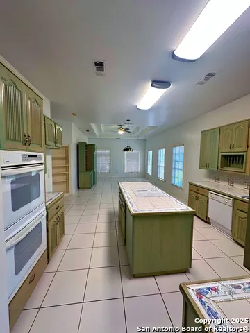 508 Lagunillas Charlotte, TX 78011