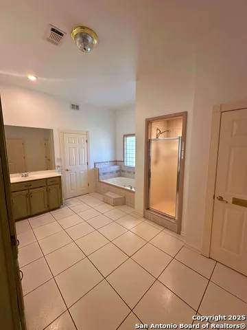 508 Lagunillas Charlotte, TX 78011