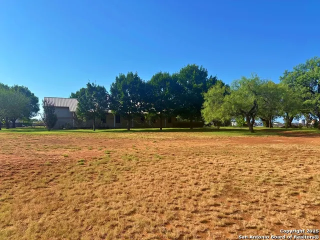 508 Lagunillas Charlotte, TX 78011