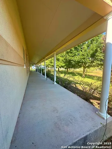 508 Lagunillas Charlotte, TX 78011
