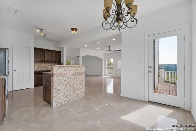 11418 Lago Vista Helotes, TX 78023