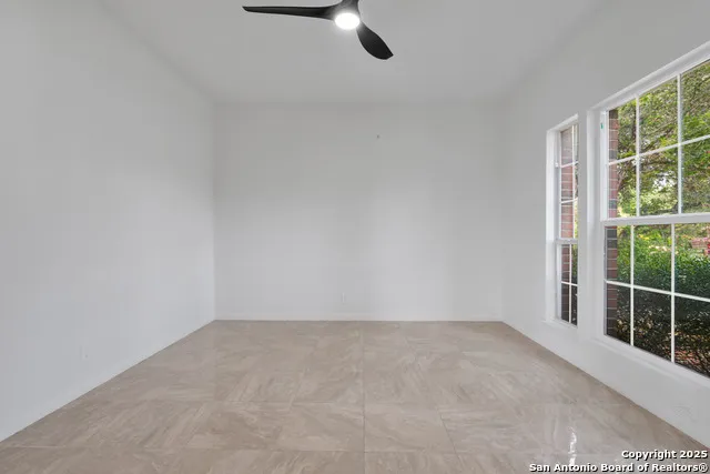 11418 Lago Vista Helotes, TX 78023