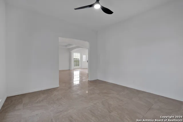 11418 Lago Vista Helotes, TX 78023