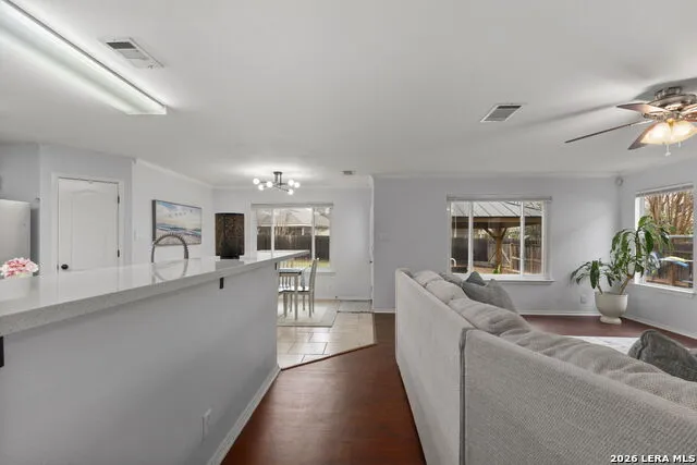 11911 Ghostbridge Helotes, TX 78023