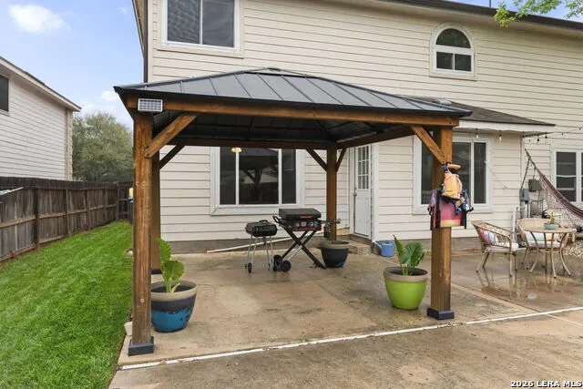 11911 Ghostbridge Helotes, TX 78023