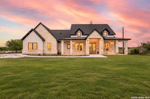 1438 Bottle Springs Rd