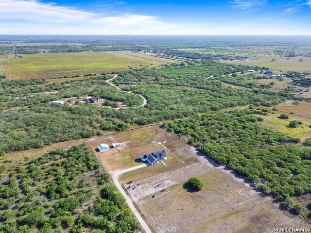 345 E County Road 2180 Kingsville, TX 78363