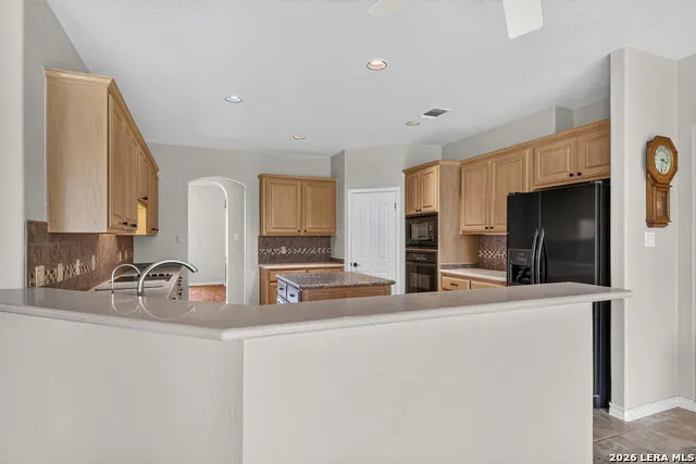 7261 KEENELAND DR Boerne, TX 78015