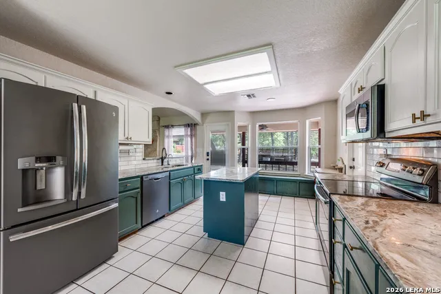 217 Hunters Dawn La Vernia, TX 78121