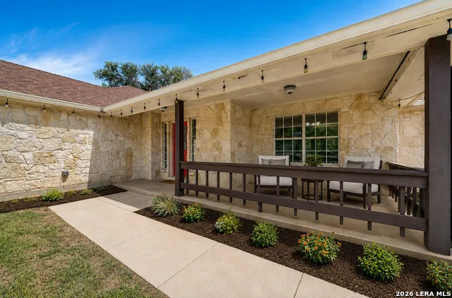 217 Hunters Dawn La Vernia, TX 78121