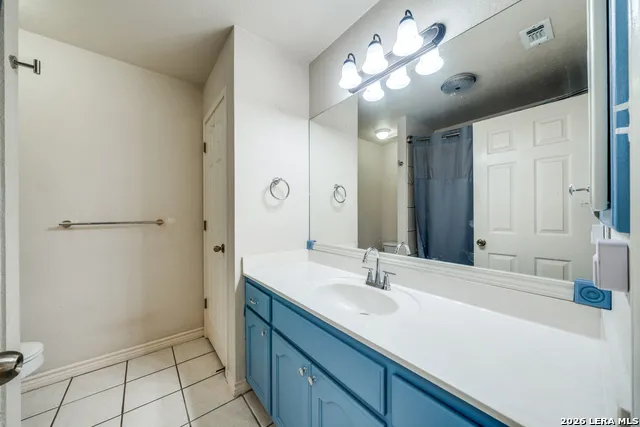217 Hunters Dawn La Vernia, TX 78121