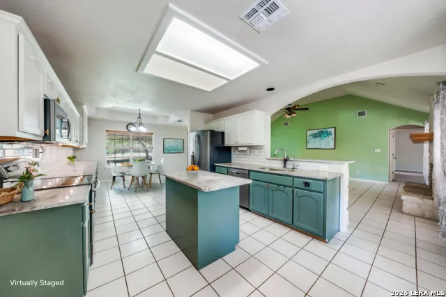 217 Hunters Dawn La Vernia, TX 78121
