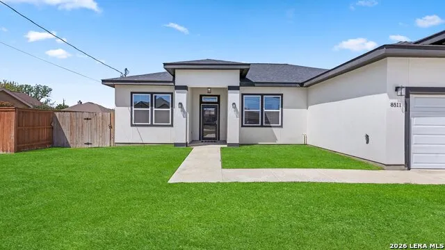 8511 Ventura Selma, TX 78154