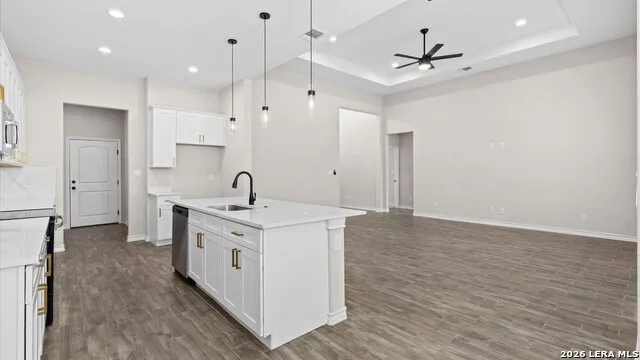 8511 Ventura Selma, TX 78154