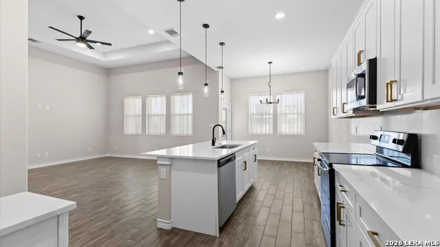 8511 Ventura Selma, TX 78154