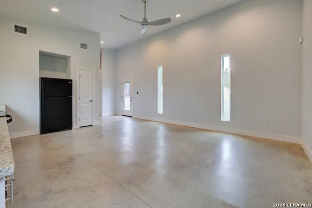 569 Ledgeview Canyon Lake, TX 78133