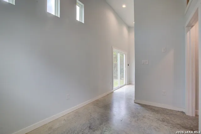 569 Ledgeview Canyon Lake, TX 78133