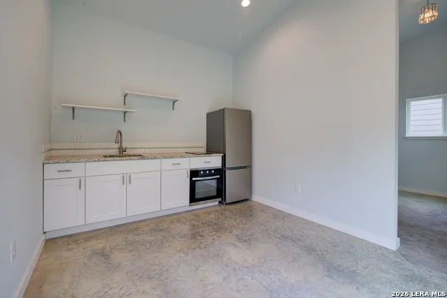 569 Ledgeview Canyon Lake, TX 78133