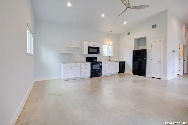 569 Ledgeview Canyon Lake, TX 78133