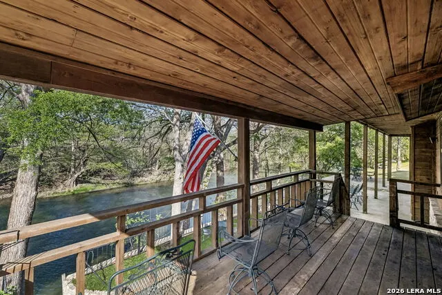 2630 PONDEROSA DR New Braunfels, TX 78132