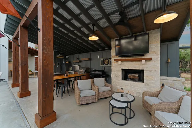 1257 Adyson Ridge Bulverde, TX 78163