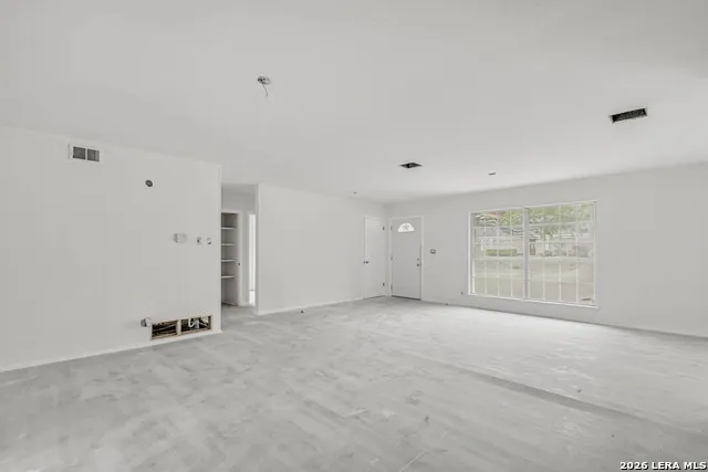 619 Oban San Antonio, TX 78216