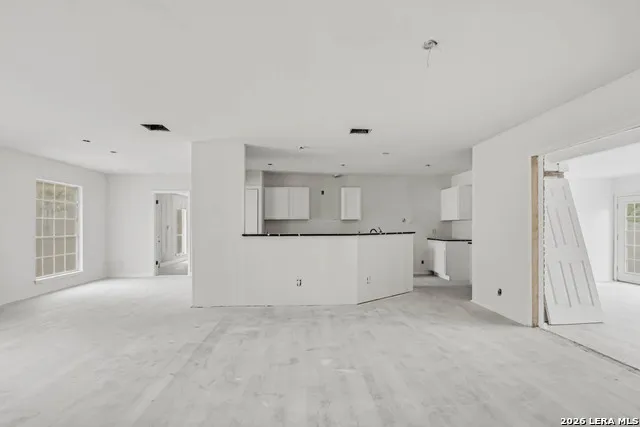619 Oban San Antonio, TX 78216