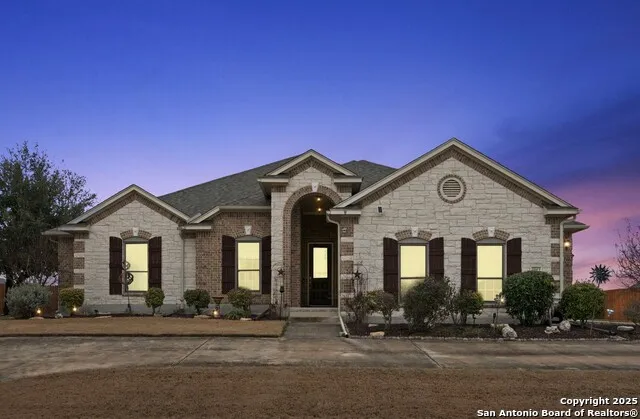 6963 Hallie Heights Schertz, TX 78154
