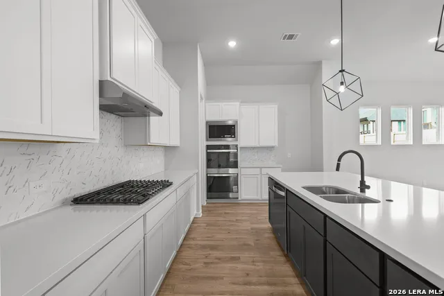 3204 Crosby Creek Schertz, TX 78108