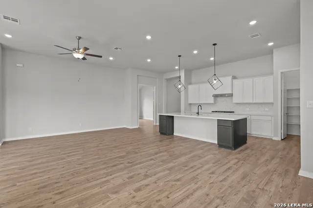 3204 Crosby Creek Schertz, TX 78108
