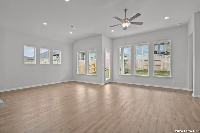 3204 Crosby Creek Schertz, TX 78108