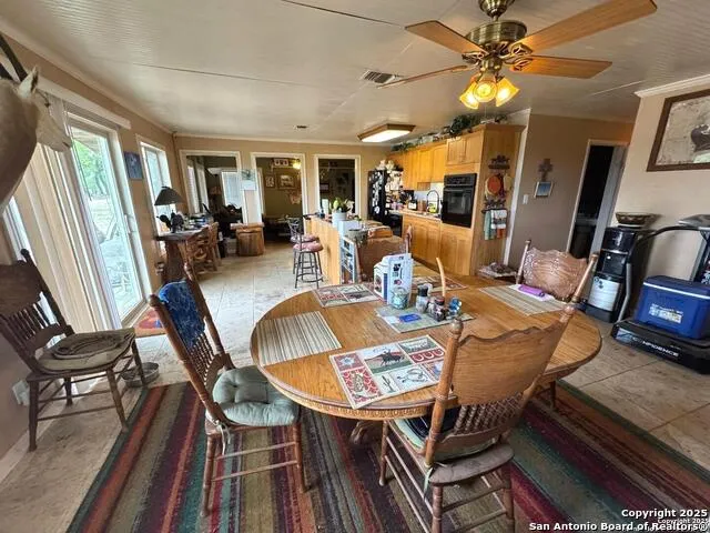 2485 Bump Gate Pipe Creek, TX 78063