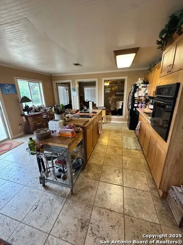 2485 Bump Gate Pipe Creek, TX 78063